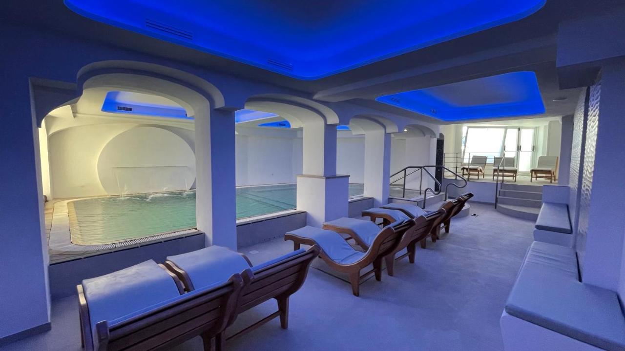 Hotel Villa Sirena - Thermae & Spa Ischia Bagian luar foto