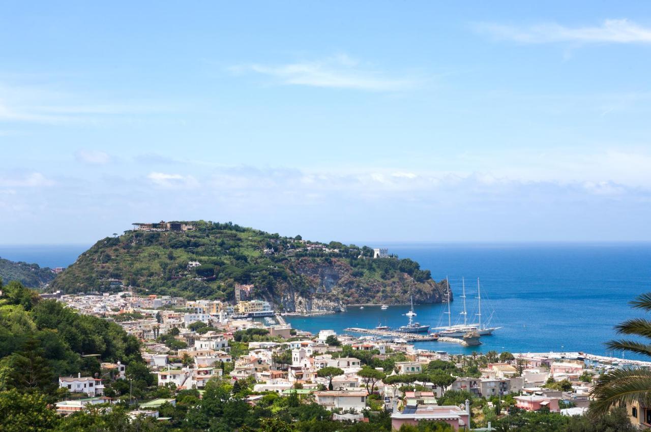 Hotel Villa Sirena - Thermae & Spa Ischia Bagian luar foto
